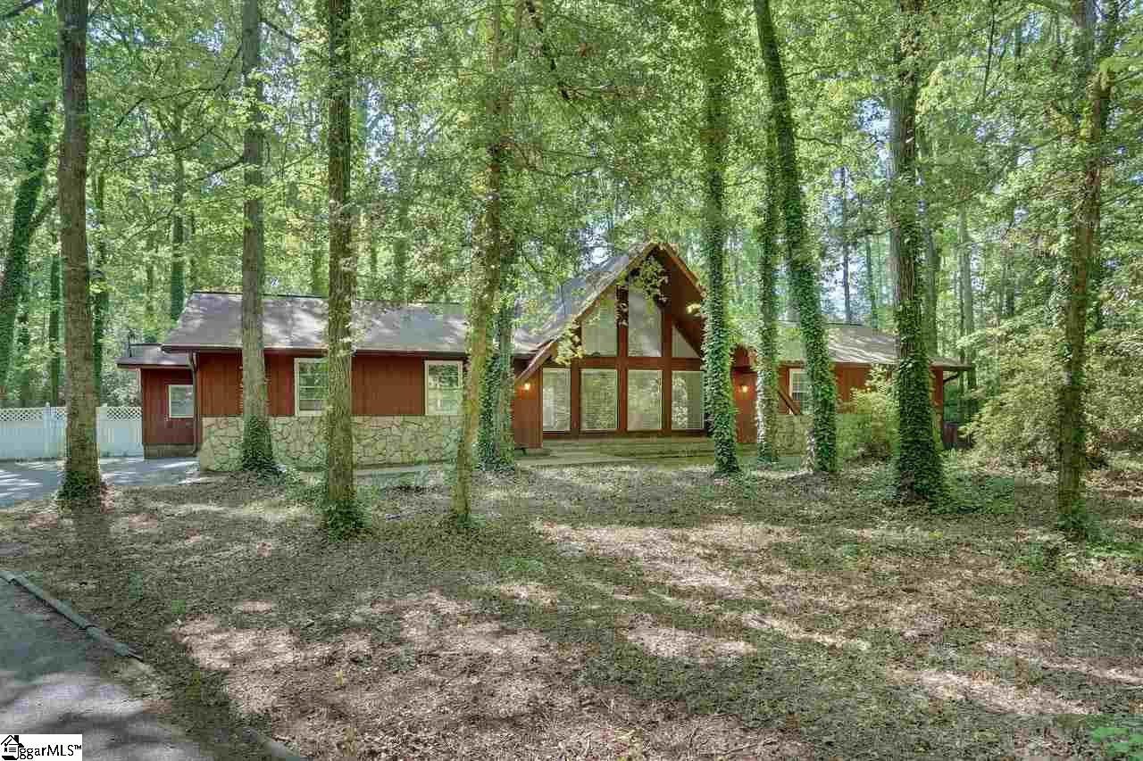 Property image 1 at 12 OAKWAY Circle, Greenville, SC 29615