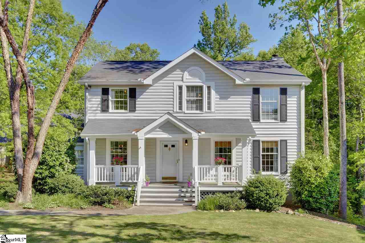 Property image 1 at 10 Old Oak Drive, Taylors, SC 29687