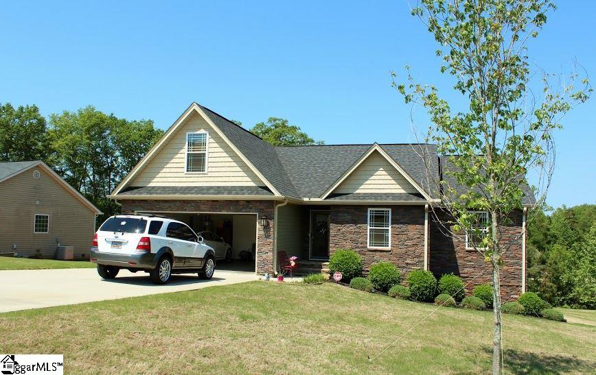 Property image 1 at 2 Alderwood Court, Belton, SC 29627