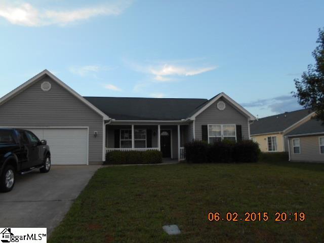 Property image 1 at 4 Muirfield Court, Simpsonville, SC 29681