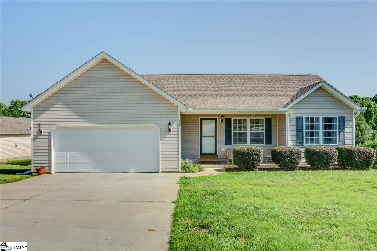 Property image 1 at 700 Patriot Lane, Greer, SC 29651
