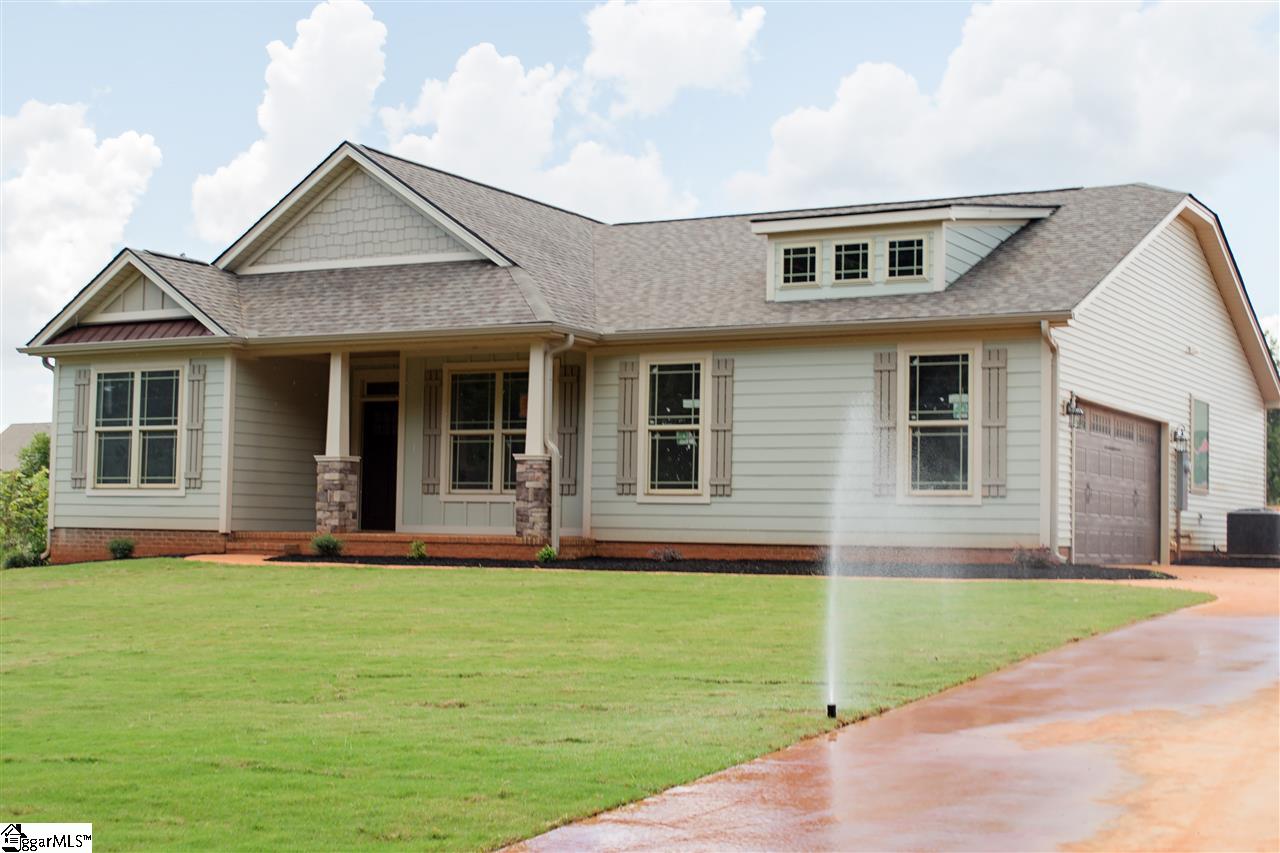 Property image 1 at 1620 Ballenger Road, Wellford, SC 29385