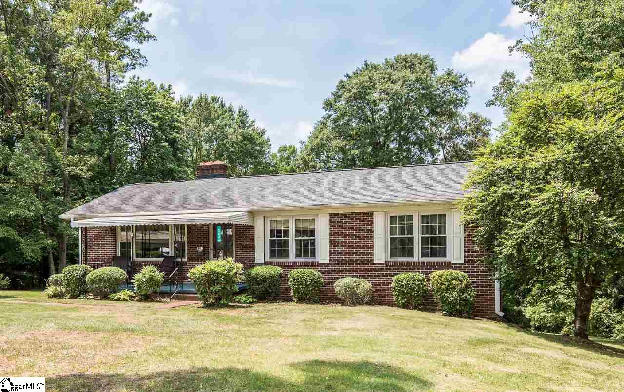 Property image 1 at 303 Harris Drive, Greer, SC 29651