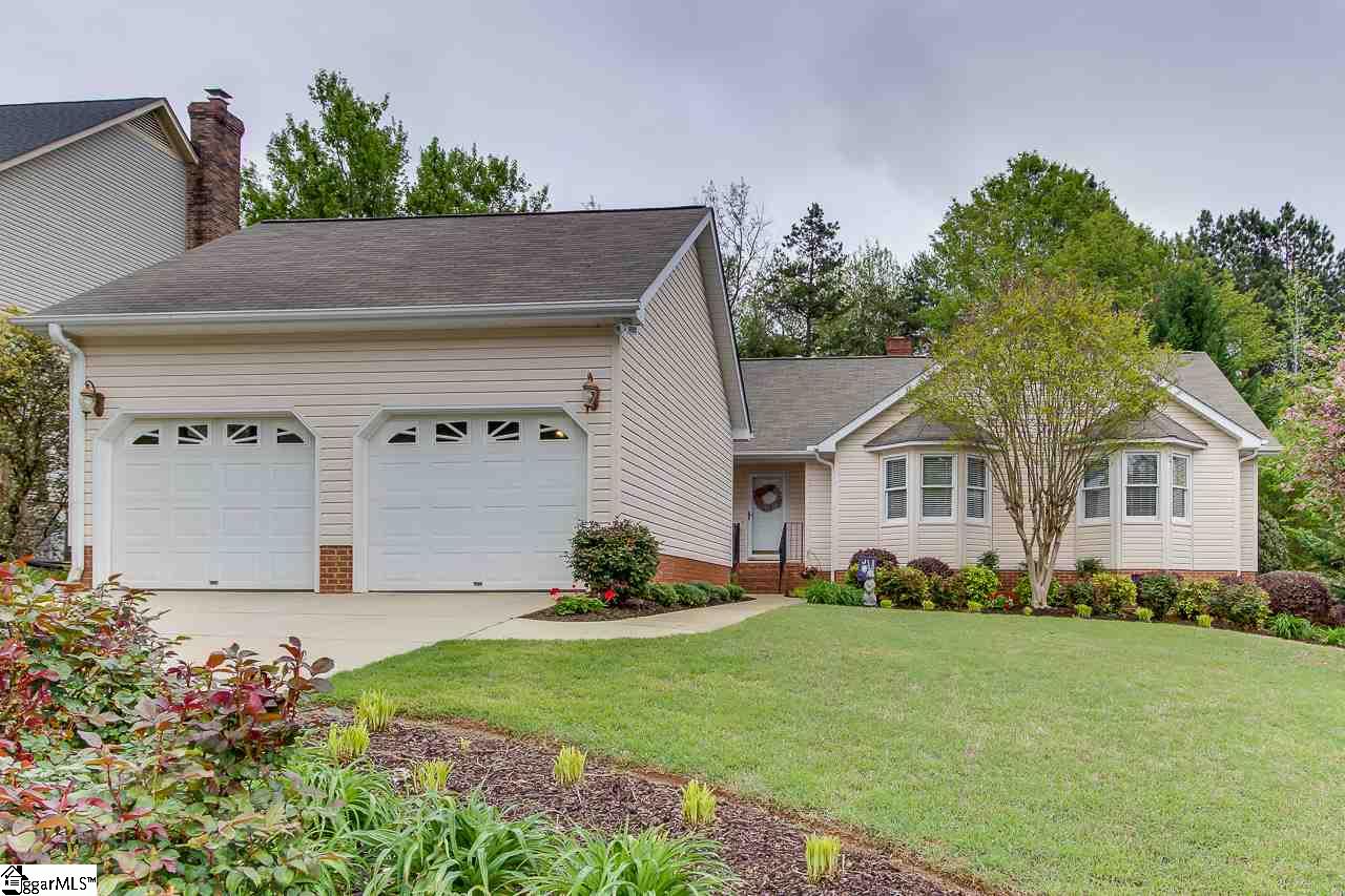 Property image 1 at 205 Plum Creek Lane, Greenville, SC 29607