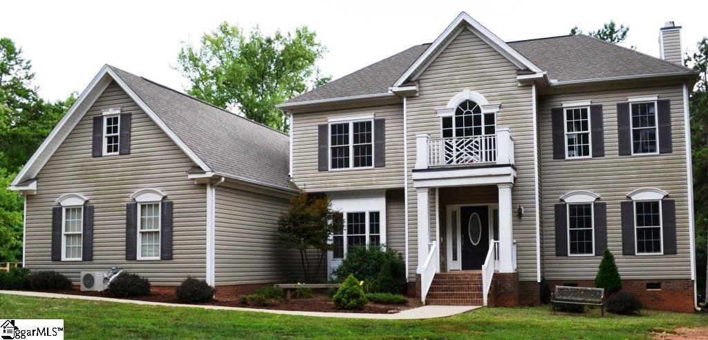 Property image 1 at 239 Grandwood Boulevard, Gray Court, SC 29645-6342