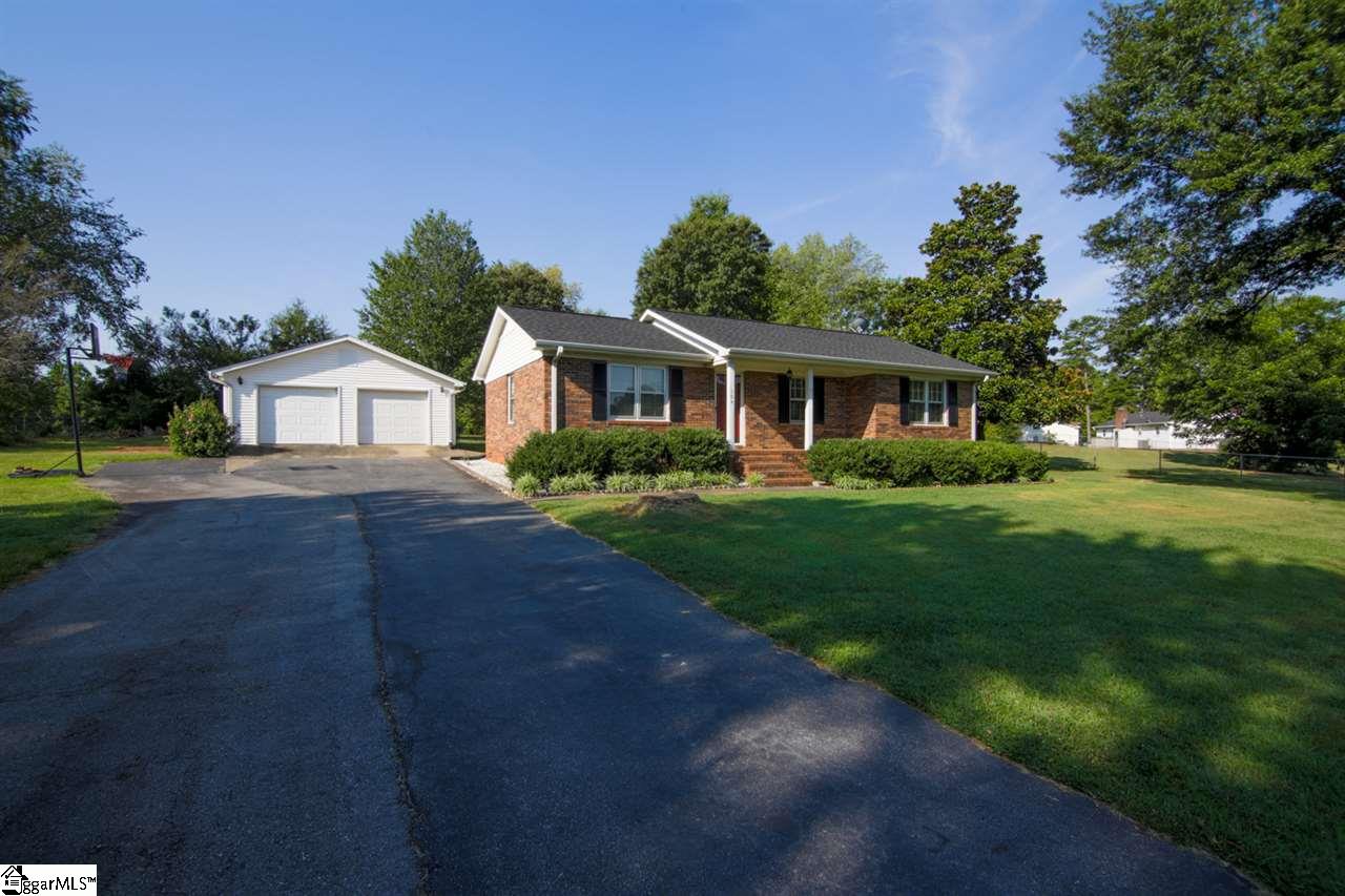 Property image 1 at 104 Ballard Court, Easley, SC 29642-2800