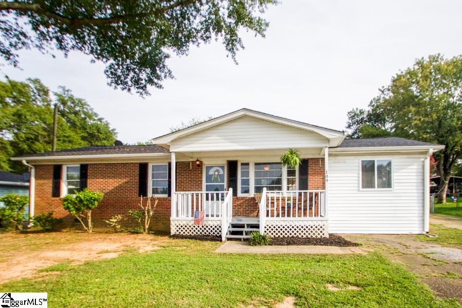 Property image 1 at 109 THOMAS Street, Greenville, SC 29617