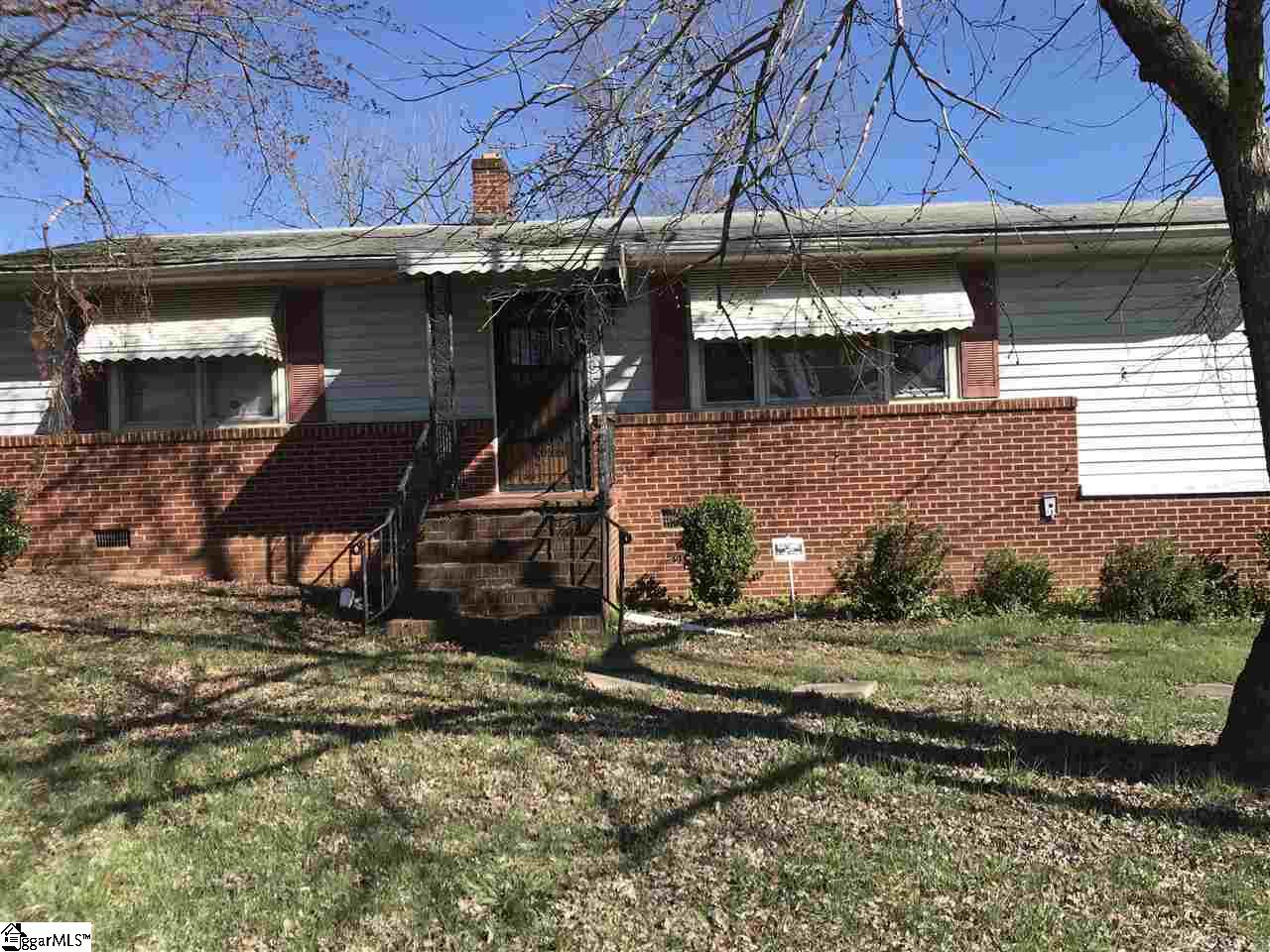 Property image 1 at 1024 N Franklin Road, Greenville, SC 29617