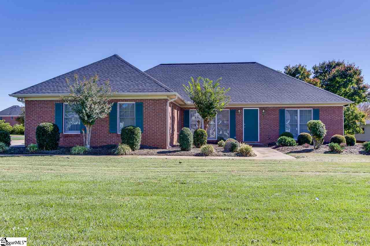 Property image 1 at 233 Summerfield Road, Moore, SC 29369-8918