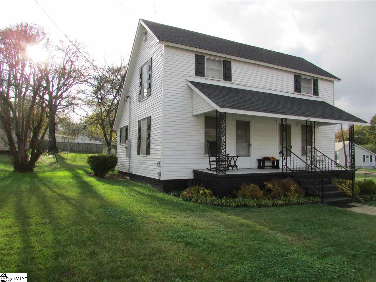 Property image 1 at 200 W Beattie Street, Liberty, SC 29657