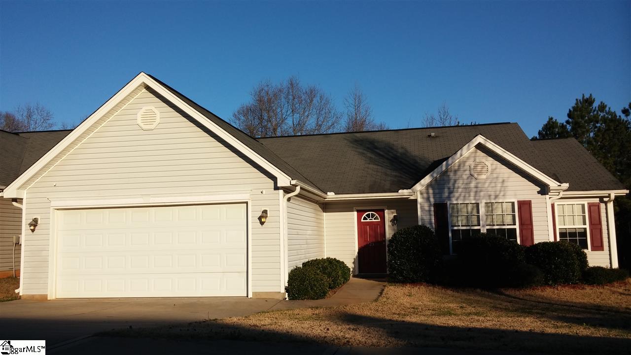 Property image 1 at 23 Landing Lane, Simpsonville, SC 29681