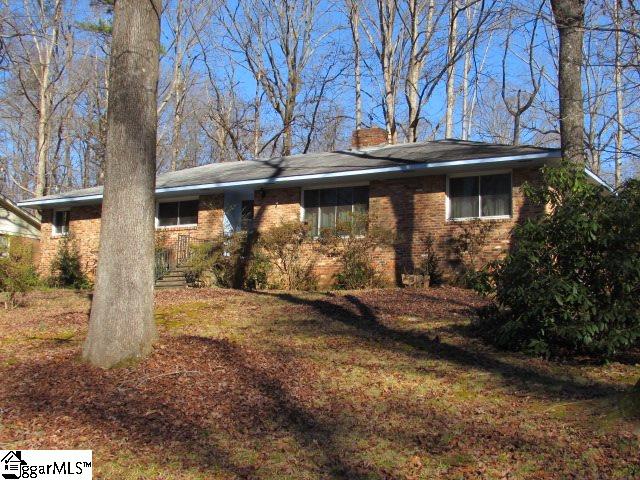 Property image 1 at 135 Saratoga Avenue, Spartanburg, SC 29302