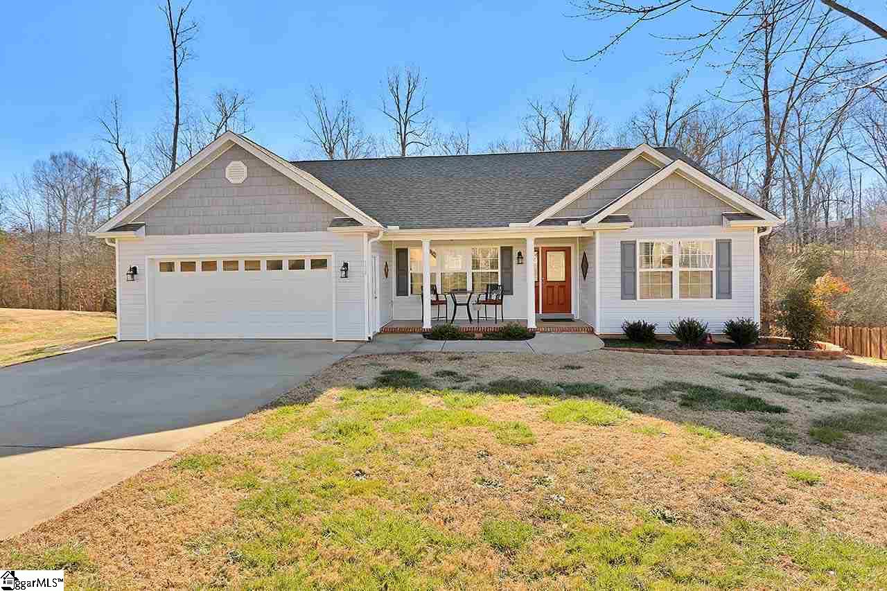Property image 1 at 104 Gratiot Lane, Greer, SC 29651