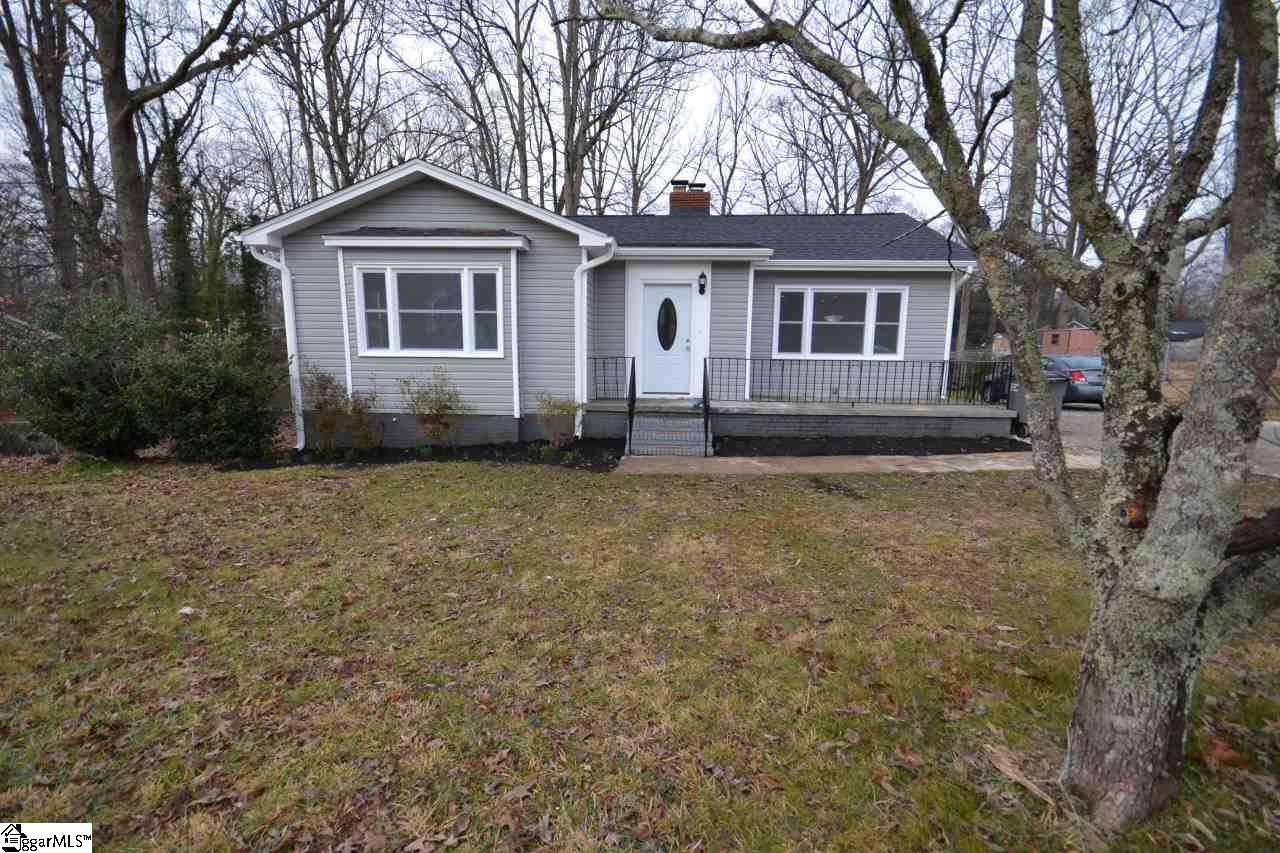 Property image 1 at 200 Cardinal Drive, Taylors, SC 29687