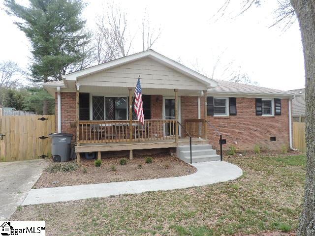 Property image 1 at 12 A Maplecroft Street, Greenville, SC 29609