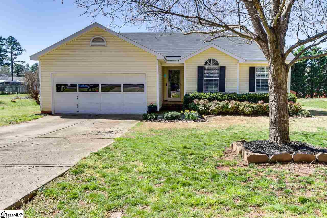 Property image 1 at 228 Furr Road, Piedmont, SC 29673