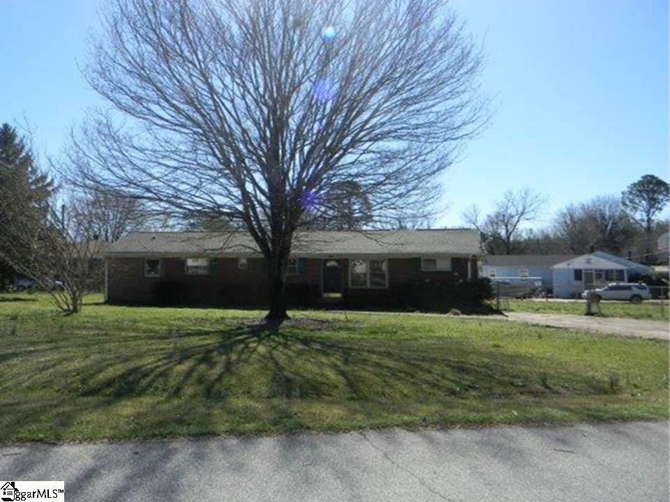 Property image 1 at 217 Derwood Circle, Greenville, SC 29617