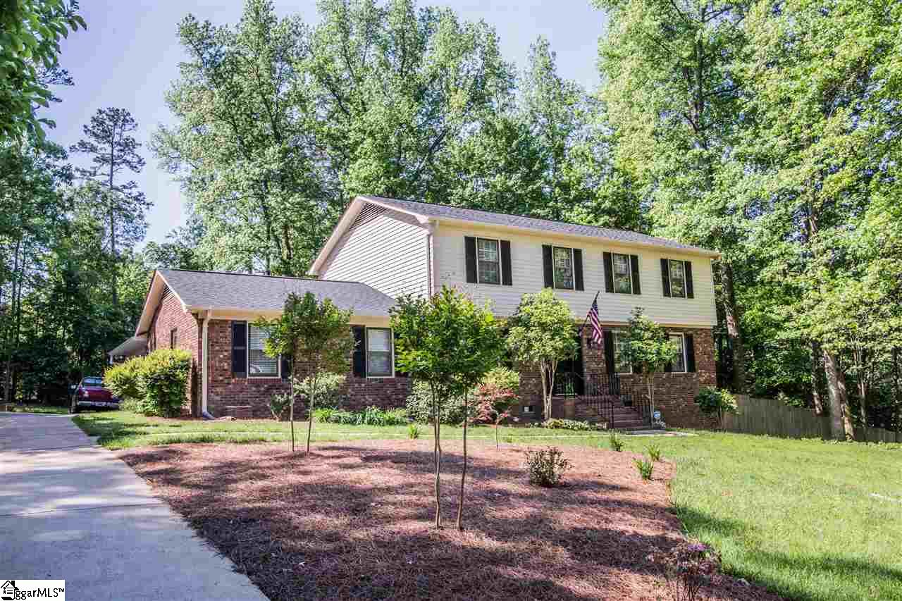 Property image 1 at 14 Lynchester Road, Greenville, SC 29615