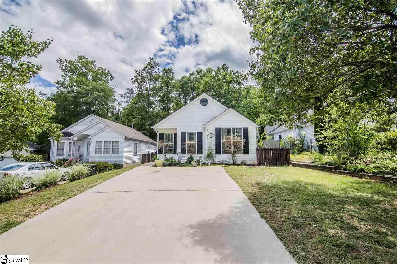 Property image 1 at 22 Lantern Lane, Greer, SC 29651
