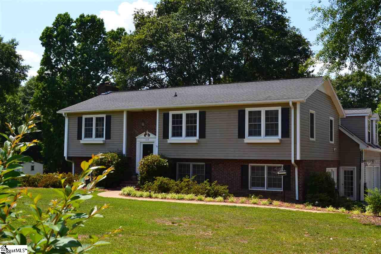 Property image 1 at 109 Caradale Way, Easley, SC 29642