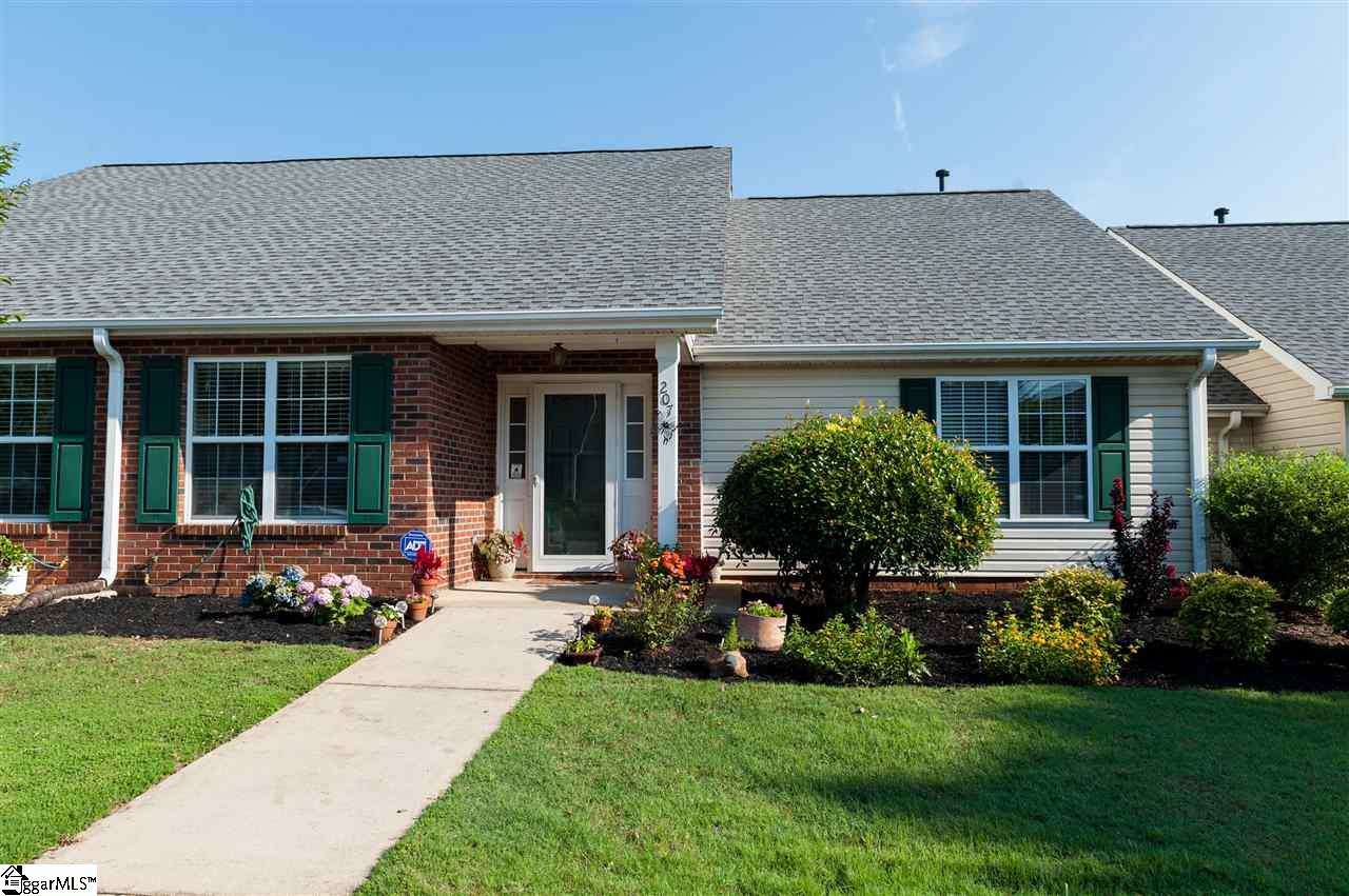 Property image 1 at 207 Weston Valley Drive, Moore, SC 29369