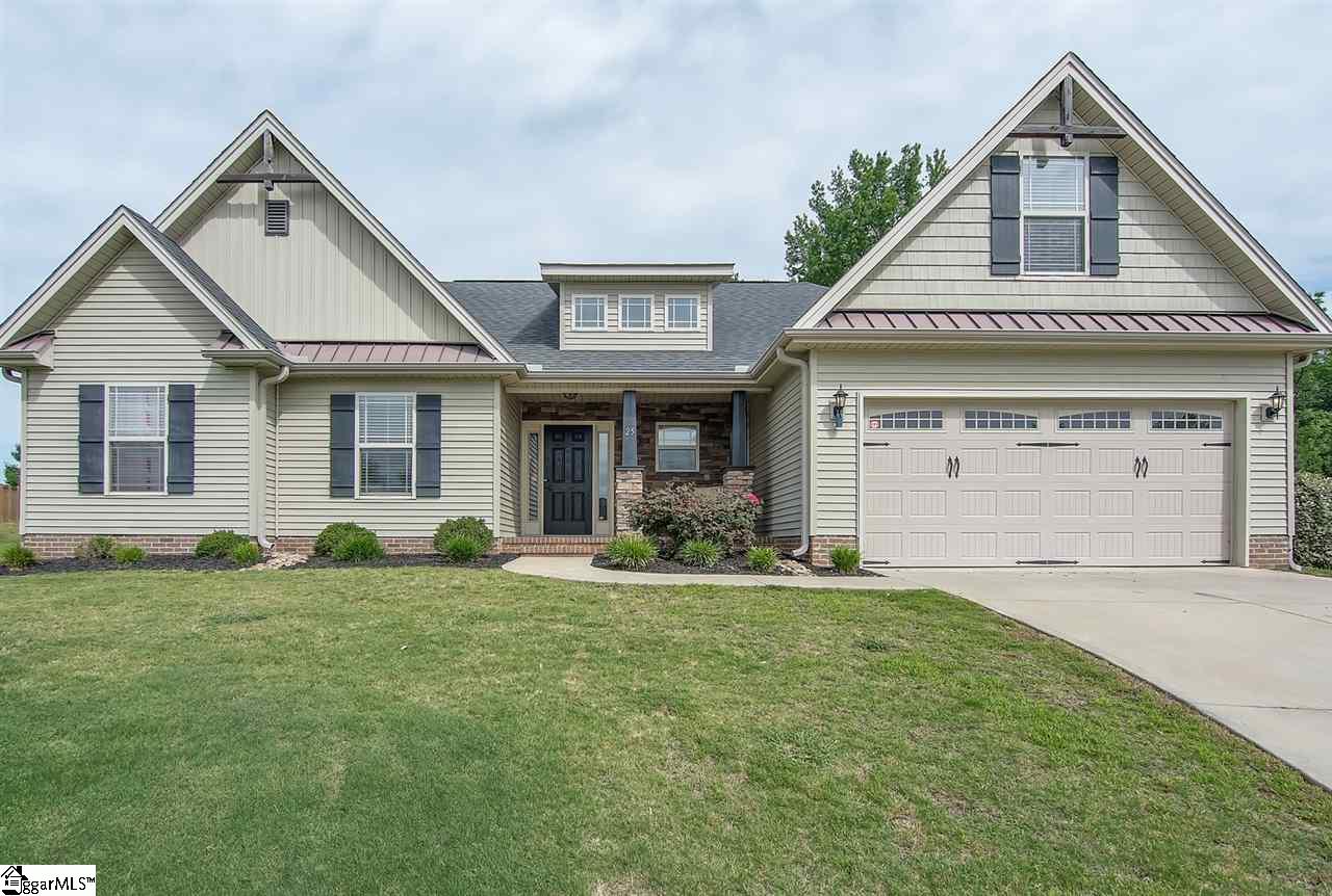 Property image 1 at 25 Berry Pine Court, Taylors, SC 29687