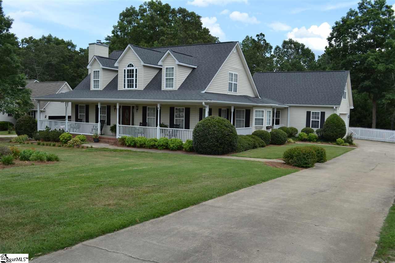 Property image 1 at 28 Brooke Ann Court, Taylors, SC 29687