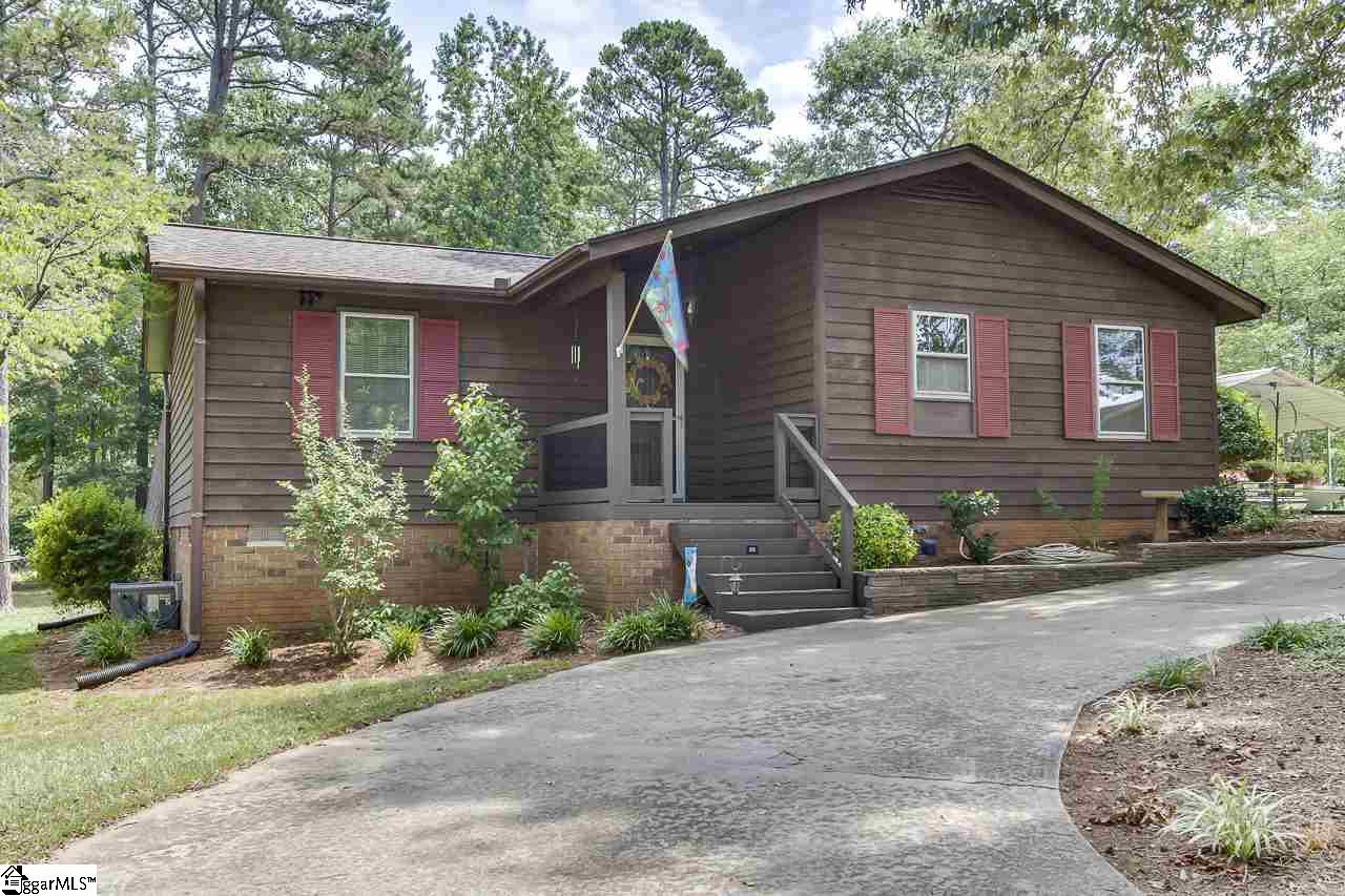 Property image 1 at 322 Country Glen Lane, Pelzer, SC 29669