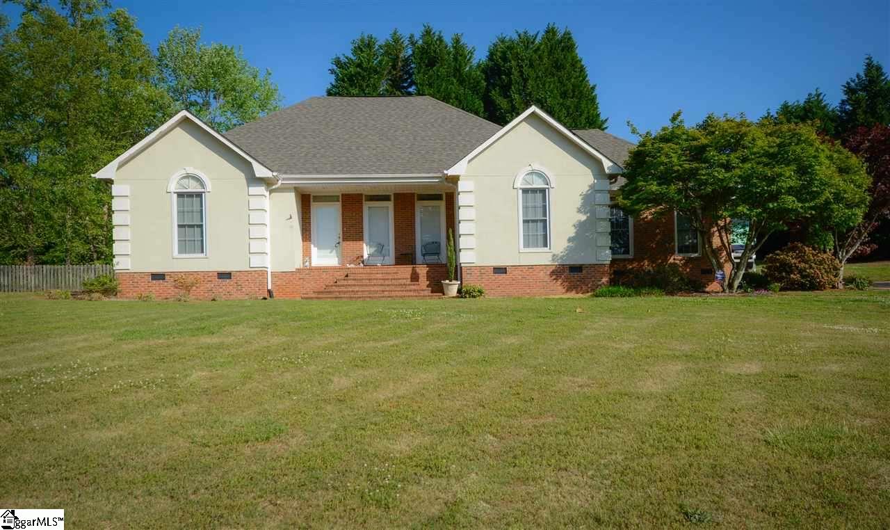 Property image 1 at 117 Rubiwood Circle, Greer, SC 29651-5563