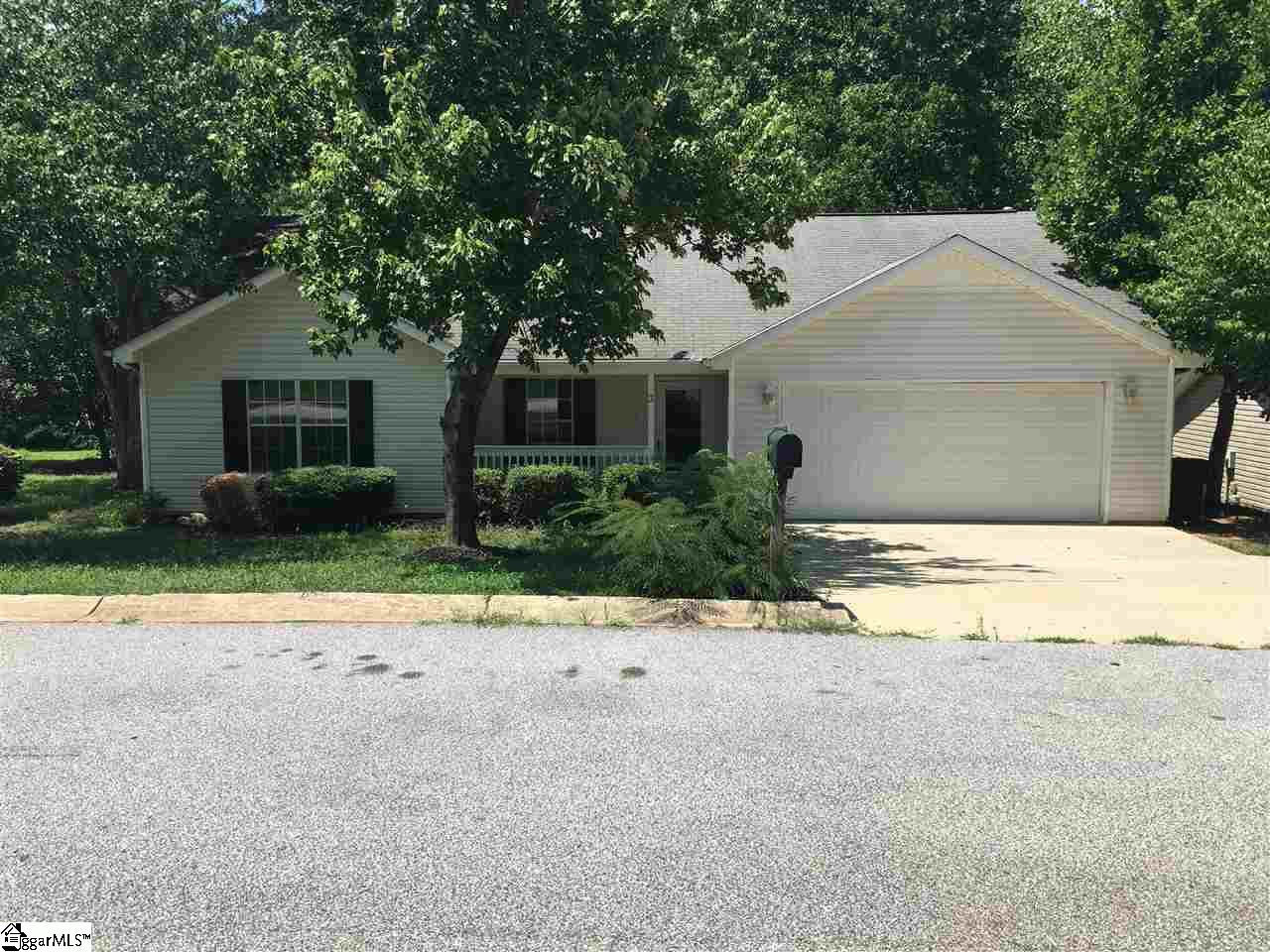 Property image 1 at 3 squirrel hollow Court, Greer, SC 29651