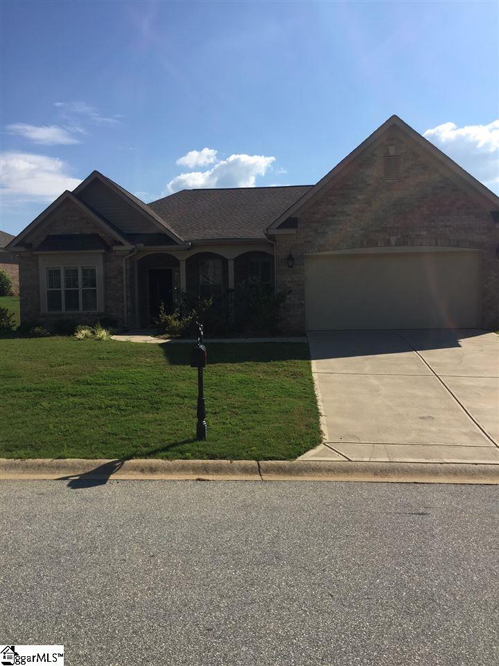 Property image 1 at 109 Macintyre Street, Simpsonville, SC 29680