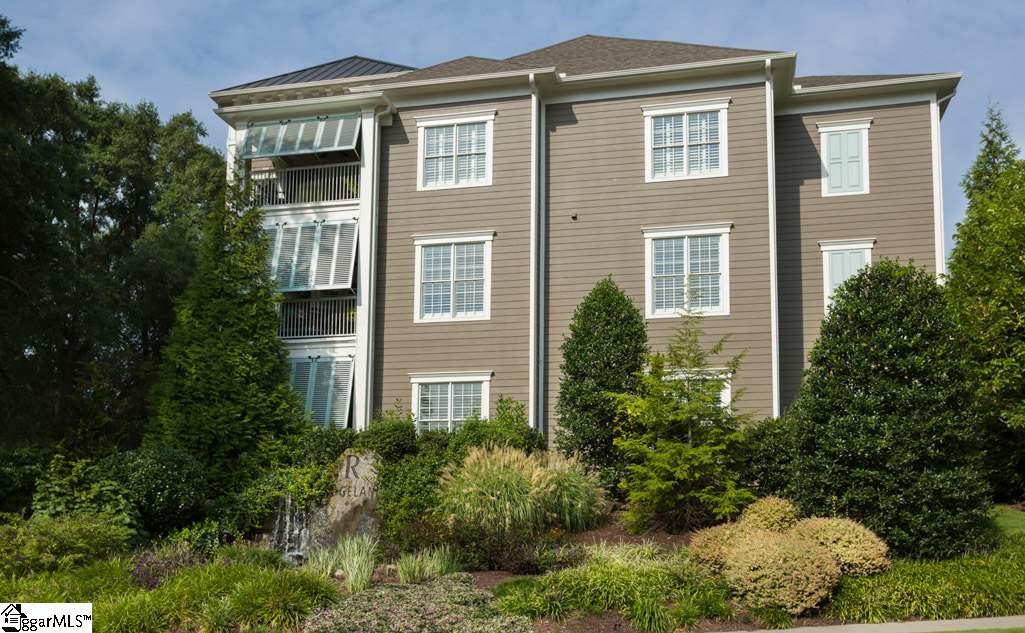 Property image 1 at 176 Ridgeland Drive, Greenville, SC 29601