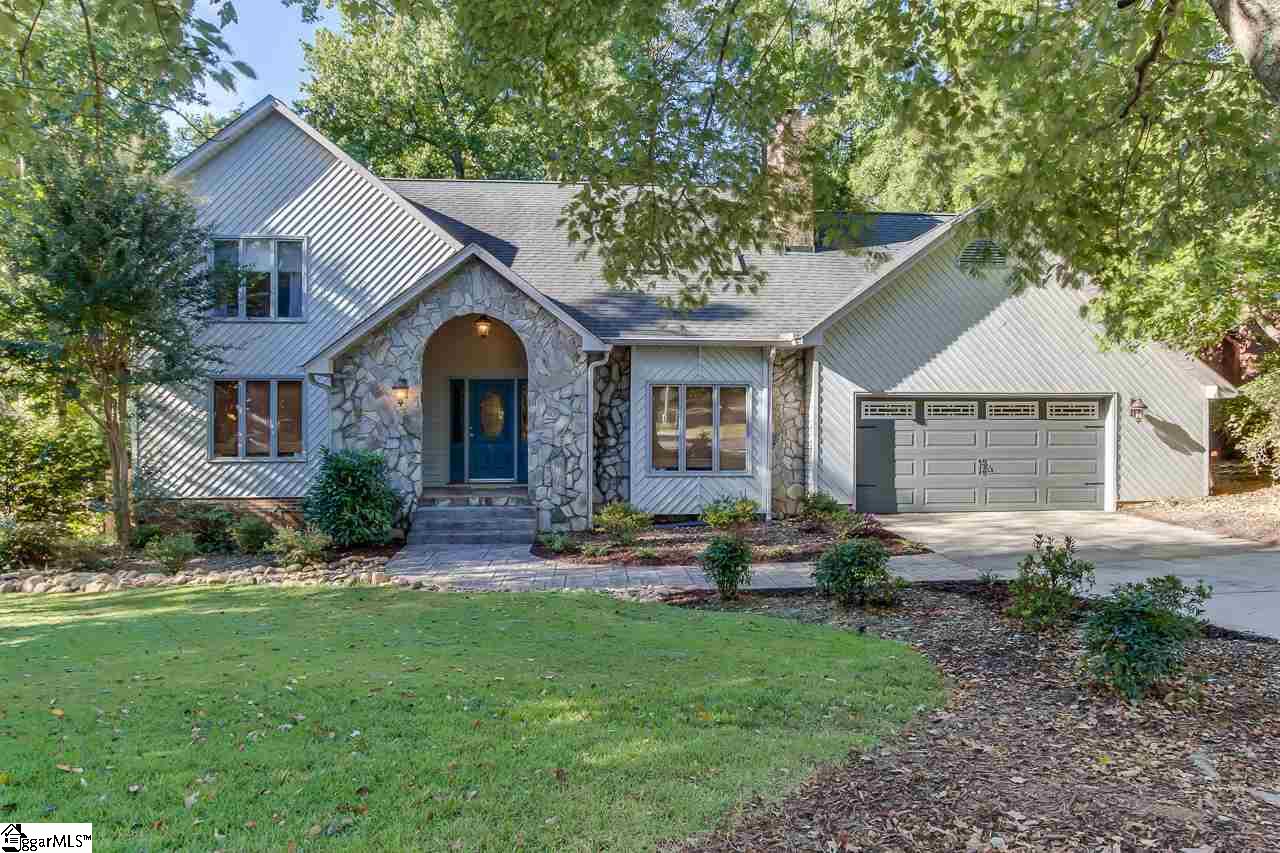 Property image 1 at 5 Bernwood Drive, Taylors, SC 29687