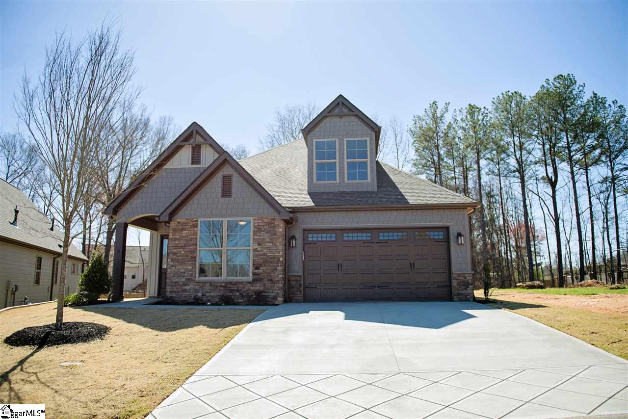 Property image 1 at 8 Vinton Drive, Greer, SC 29651