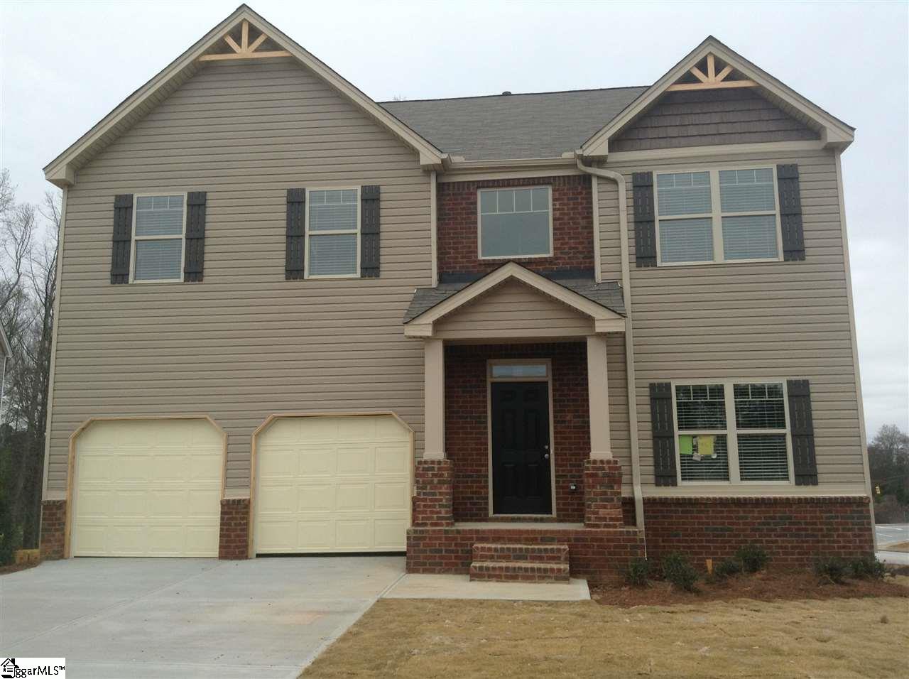 Property image 1 at 2 Winespring Place, Simpsonville, SC 29681