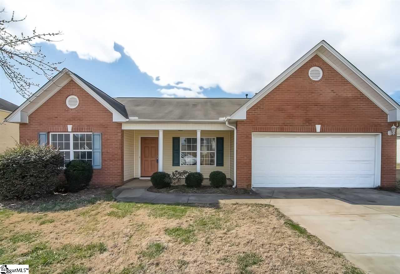 Property image 1 at 215 Rachel Evans Drive, Boiling Springs, SC 29316