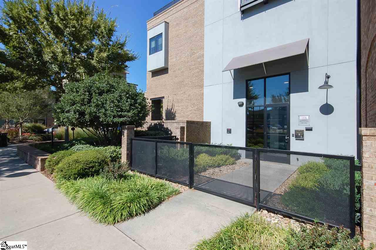 E Mcbee Avenue Unit 5203