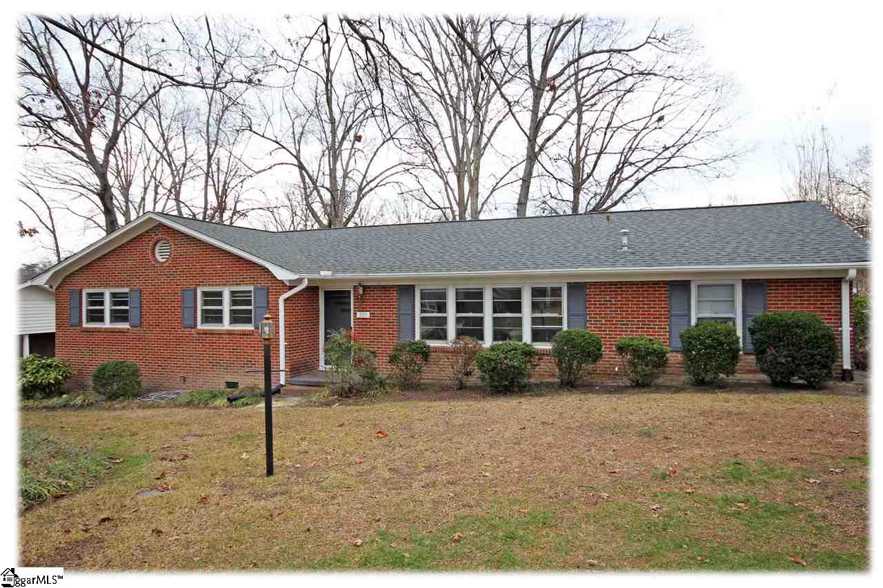 Property image 1 at 200 CORAL Drive, Taylors, SC 29687