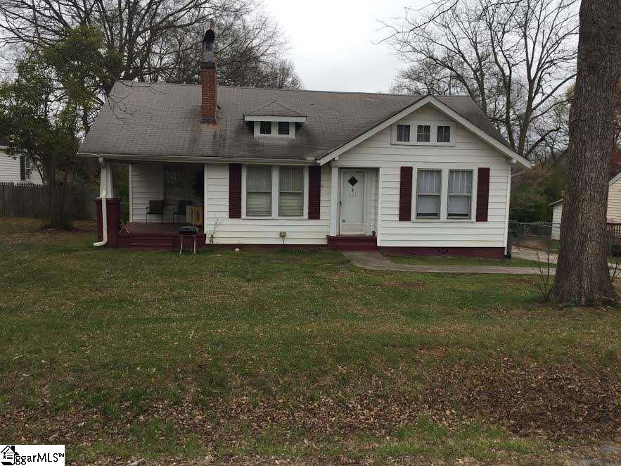 Property image 1 at 107 Beatrice Street, Greenville, SC 29611