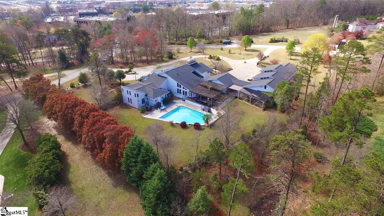 Property image 1 at 312 Raven Road, Greenville, SC 29615