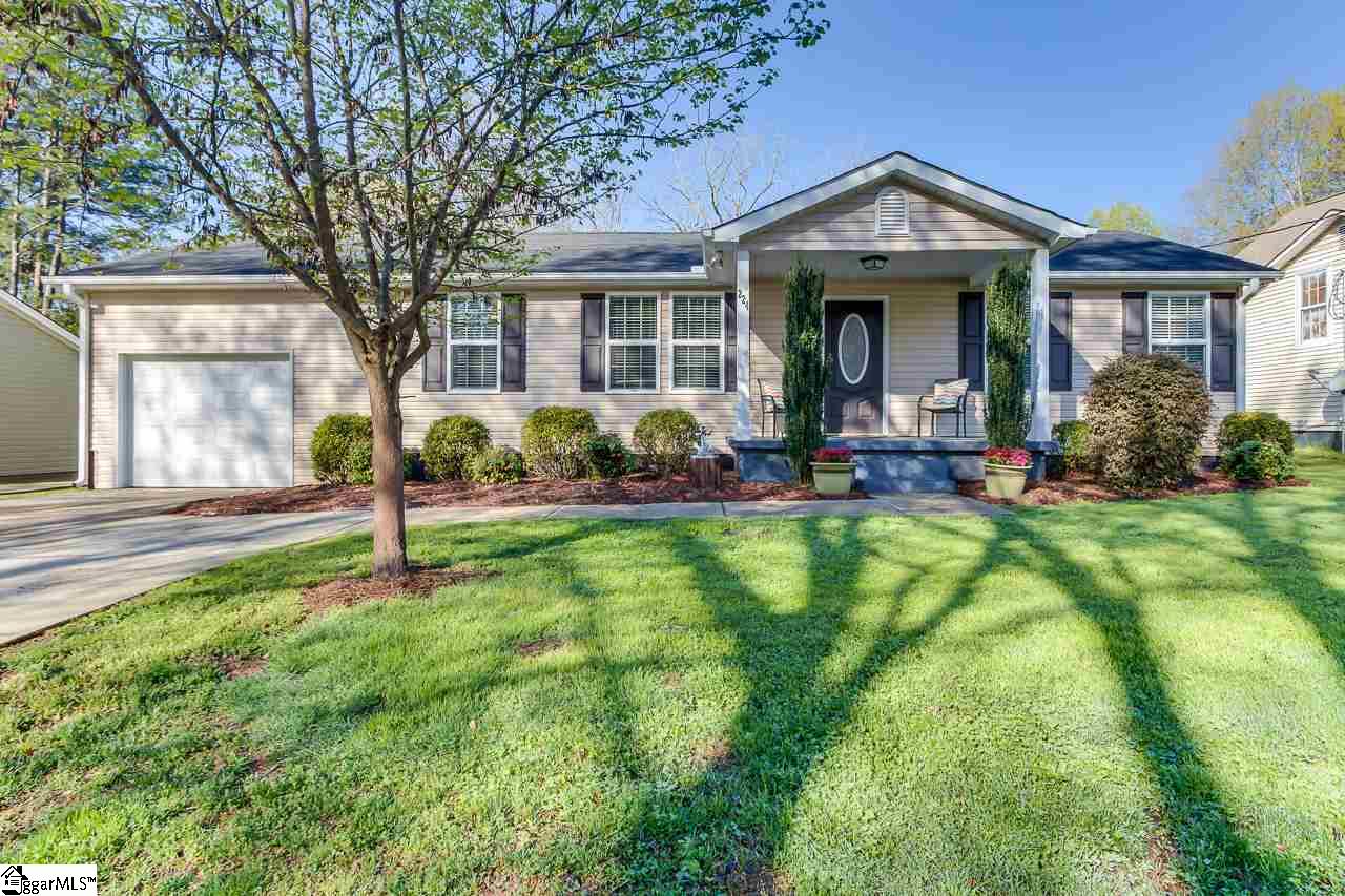 Property image 1 at 224 Mark Street, Easley, SC 29640