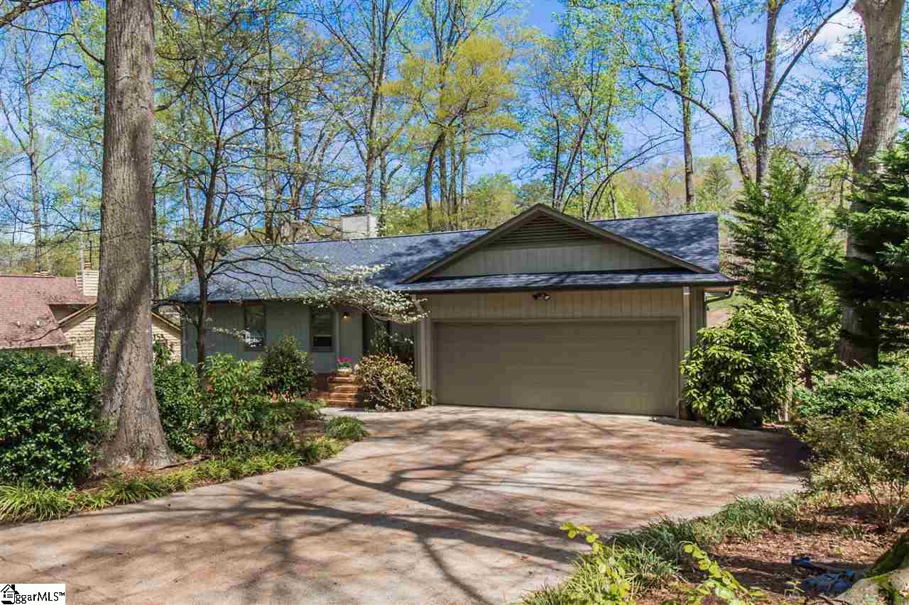 Property image 1 at 409 Camelot Drive, Simpsonville, SC 29681