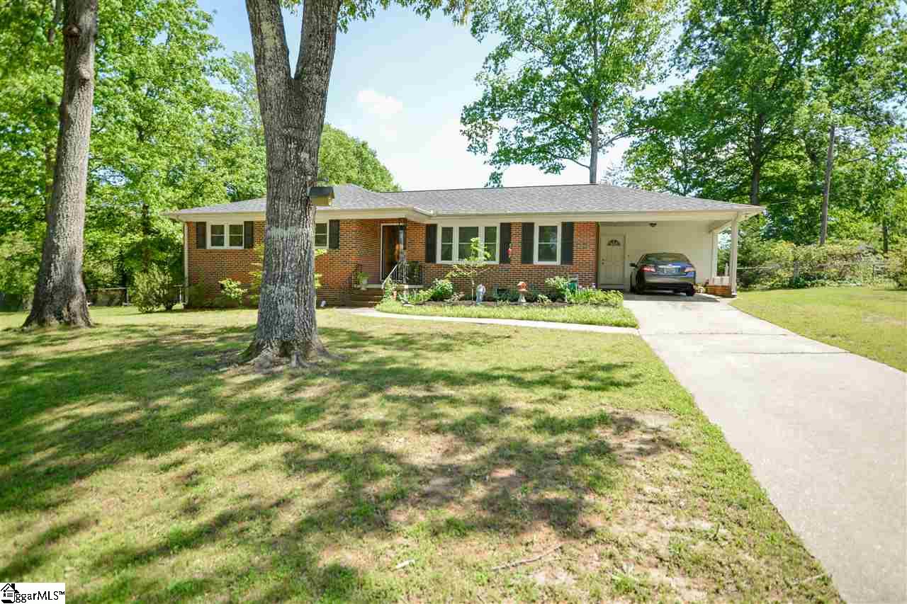 Property image 1 at 6 Strand Court, Taylors, SC 29687