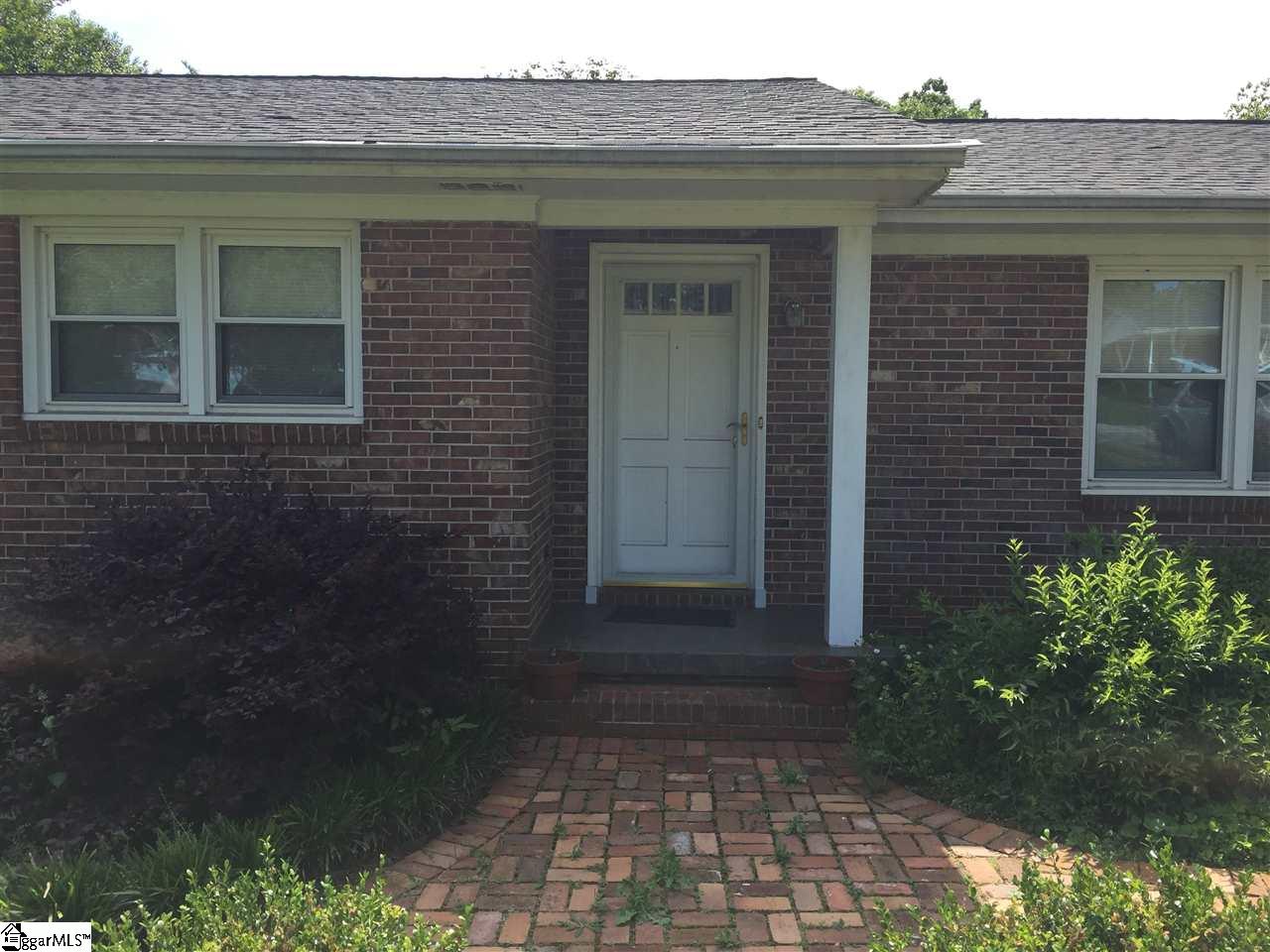 Property image 1 at 218 Highland Road, Duncan, SC 29334