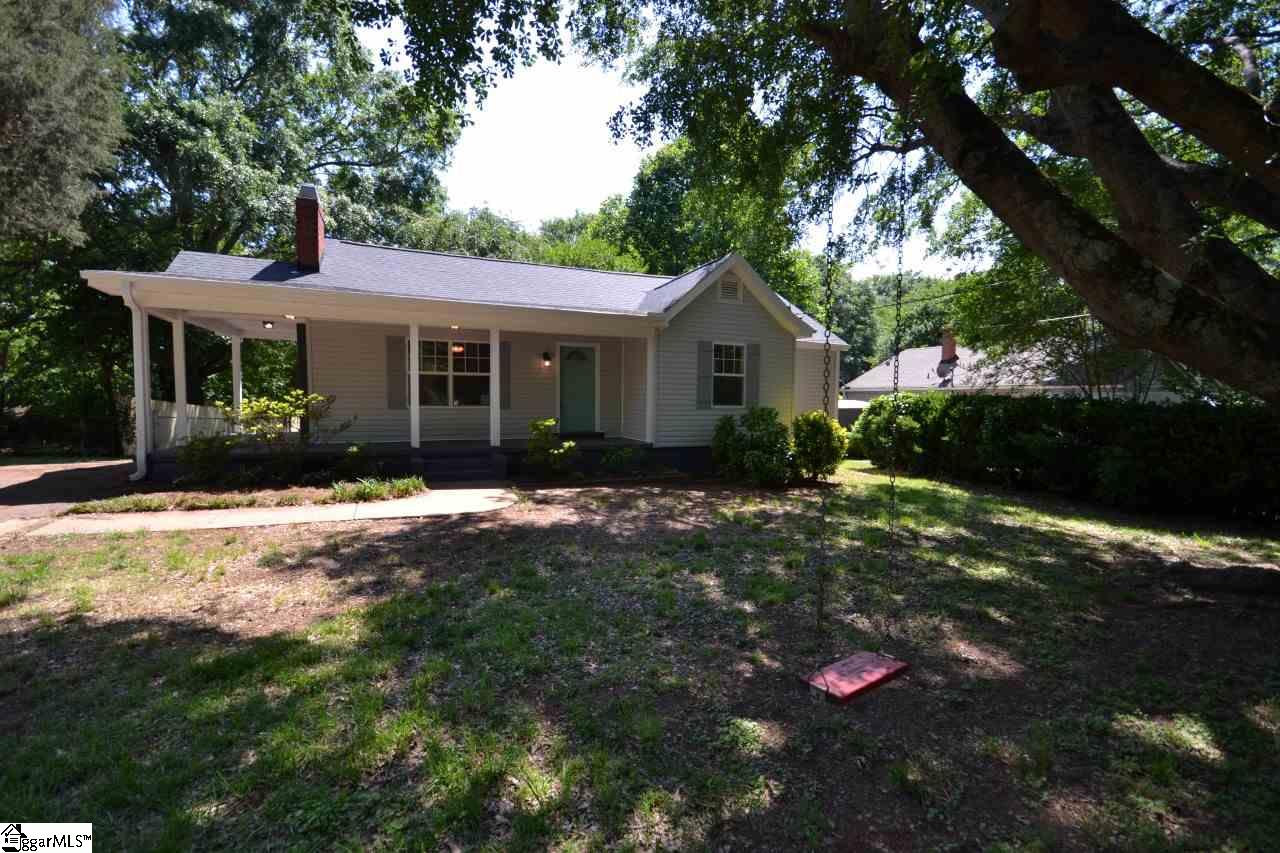 Property image 1 at 21 Circle Drive, Greenville, SC 29617