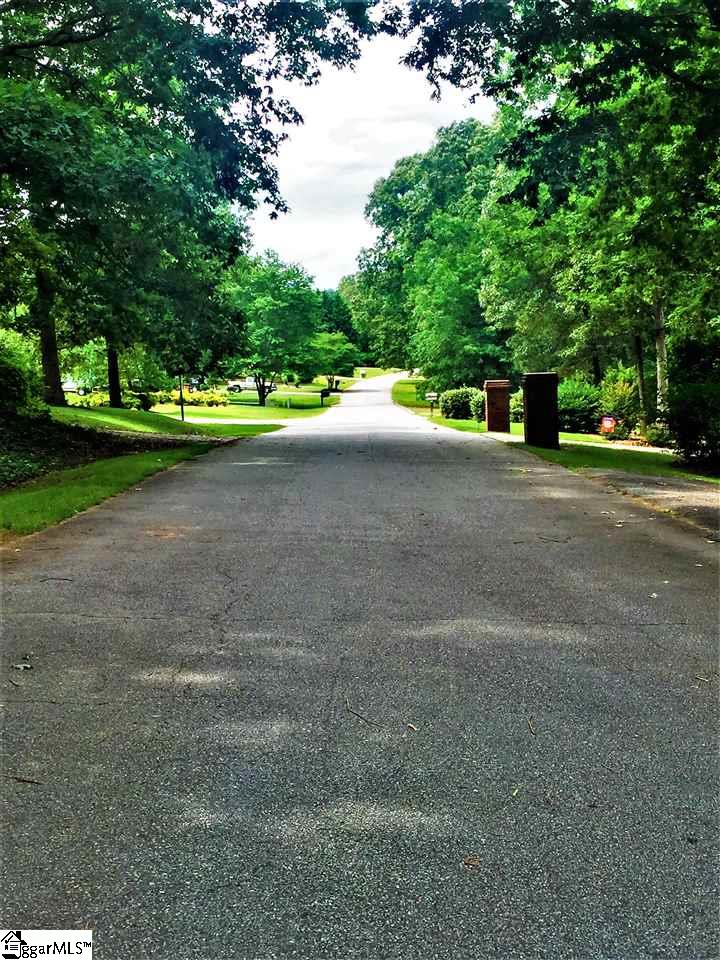 Property image 1 at 135 Fleetwood Drive, Liberty, SC 29657