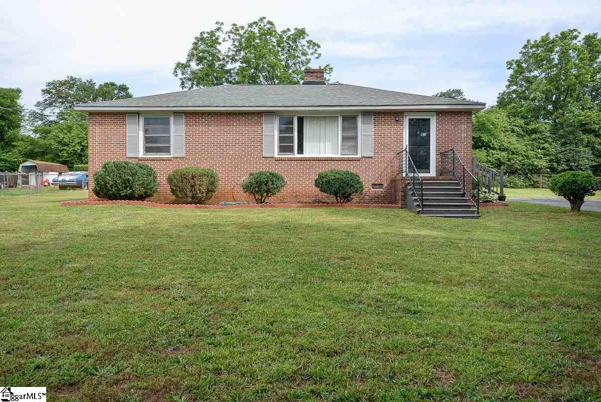 Property image 1 at 53 Vantross Lane, Greenville, SC 29607