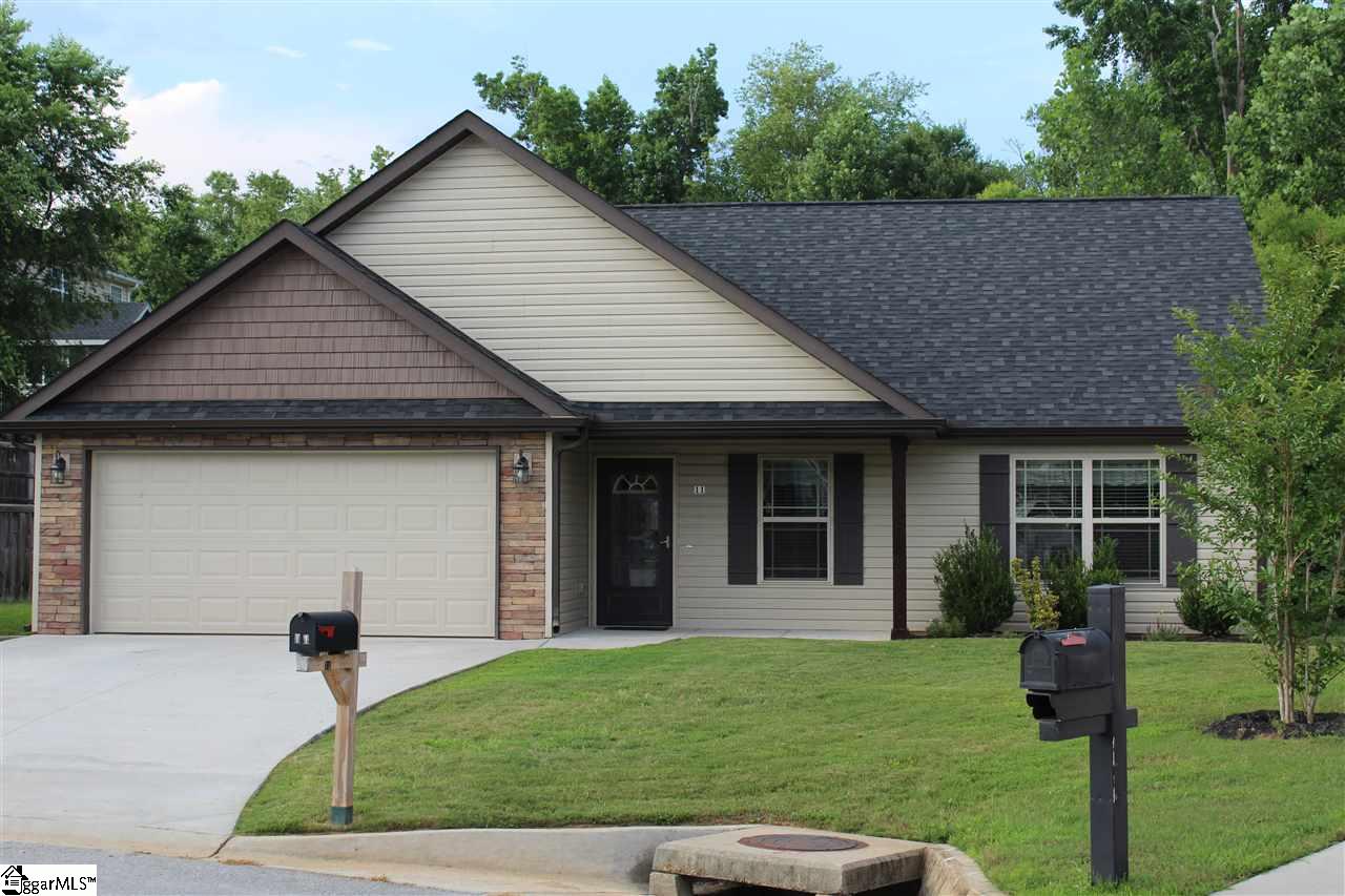 Property image 1 at 11 Rusty Court, Simpsonville, SC 29680