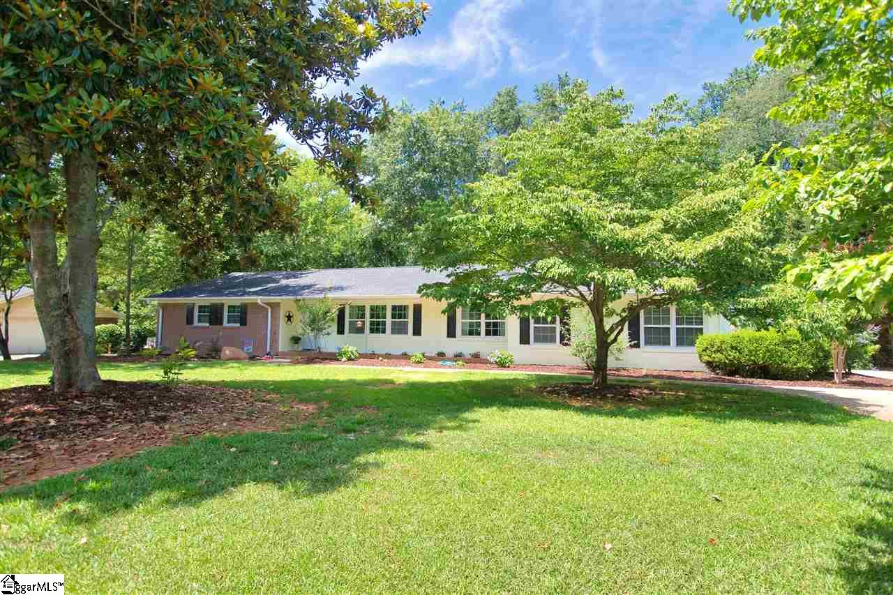 Property image 1 at 361 Lake Forest Drive, Spartanburg, SC 29307