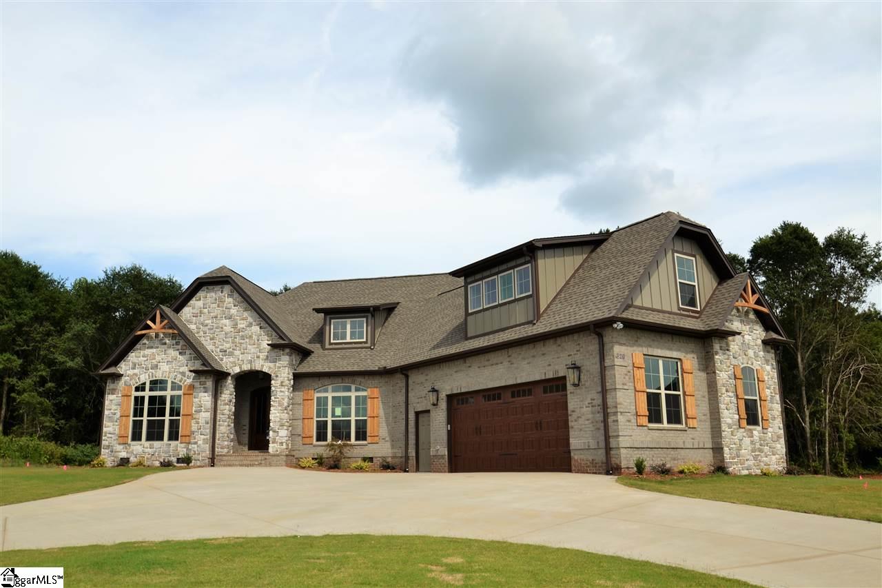 Property image 1 at 326 La Novia Court, Boiling Springs, SC 29316